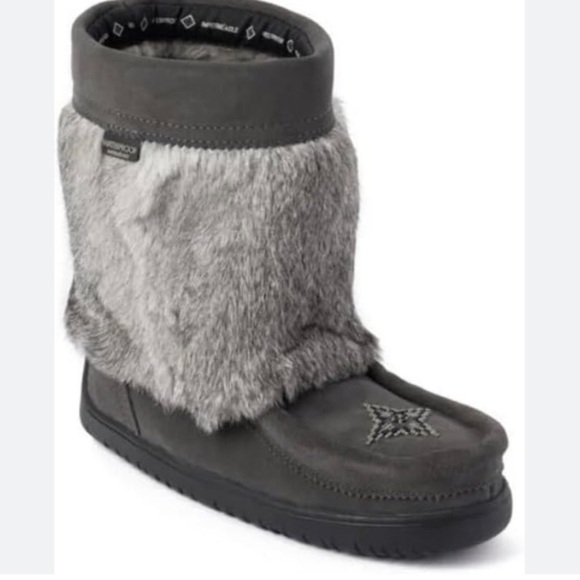 Other - Youth Manitoba  mukluks